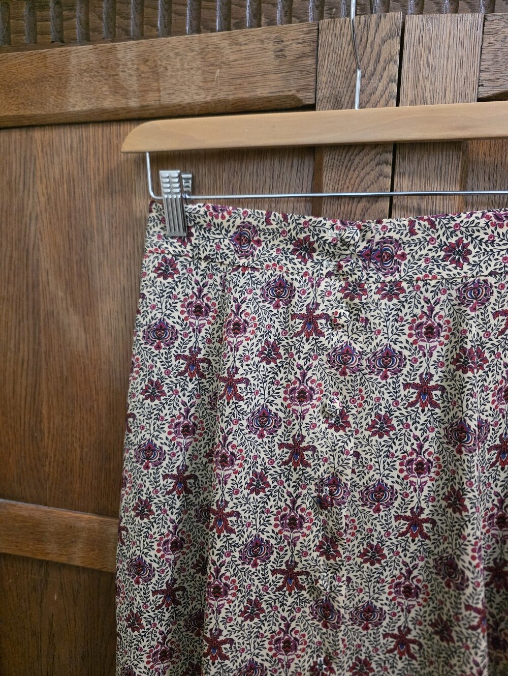 VINTAGE | Beige & Burgundy Paisley Midi Skirt – Women’s Size 6 - Picture 3 of 5